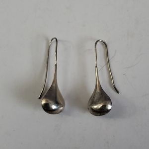 Vintage sterling silver tear drop  earring